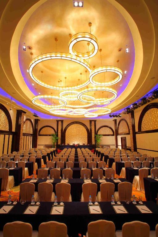 New Century Grand Hotel Pékin  Extérieur photo
